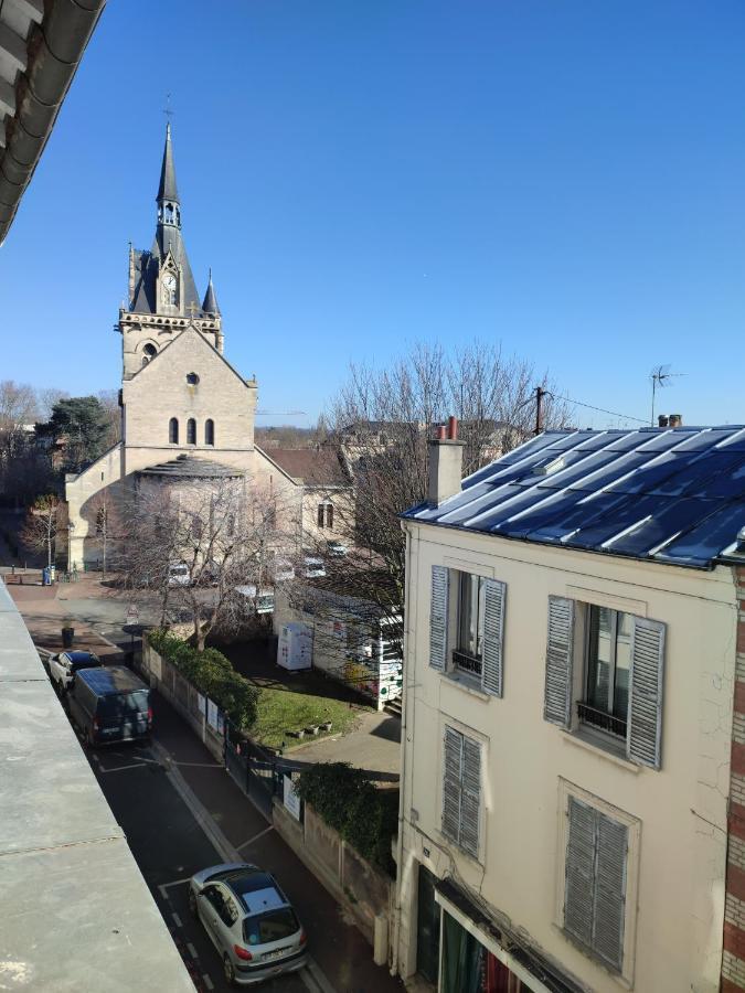 Appartamento La Vie En Blanc Et Noir Maisons-Laffitte Esterno foto